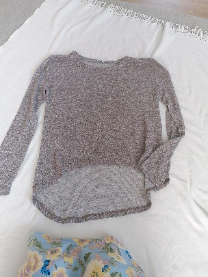 Leichter Damen Pullover Gr. M Sublevel beige in Ehringshausen