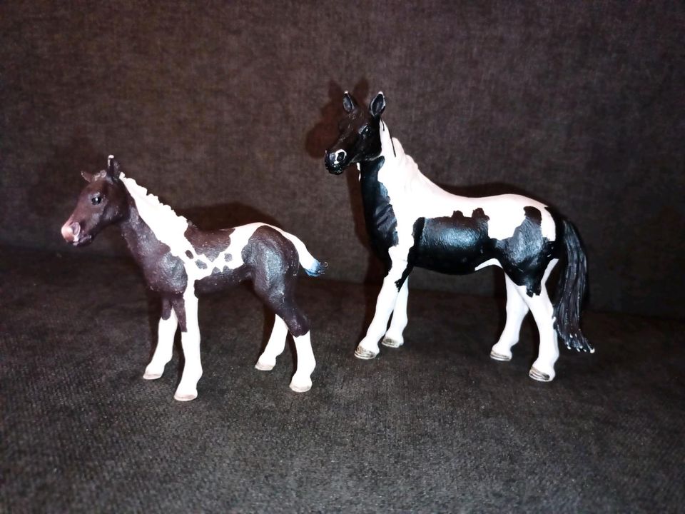 Schleich - Tennessee Walker - Stute und Fohlen in Dittelsheim-Heßloch