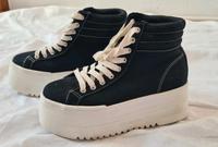 Plateauschuhe von Bershka Thüringen - Meiningen Vorschau