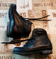 Lowa Winterstiefel Größe 6,5 gefüttert Winterschuhe Damen/Herren Bayern - Germering Vorschau