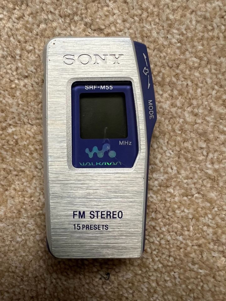 SONY Walkman SRF-M55  FM Stereo in St. Johann