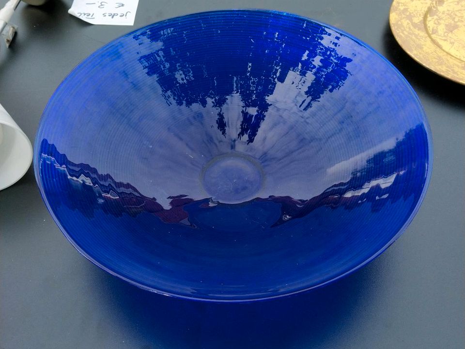 Glasschale blau ca. 40 cm in Norderney