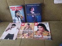 Michael Jackson Sammlung Bücher Stern Hessen - Maintal Vorschau