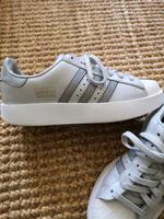 ADIDAS SNEAKER Brandenburg - Panketal Vorschau