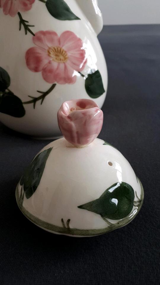 villeroy&boch WILDE ROSE, Kaffeekanne, Tasse, Unterteller, Teller in Mühldorf a.Inn