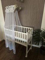 Baby Bestellbett weiß mit Himmel und Matratze Sachsen-Anhalt - Köthen (Anhalt) Vorschau