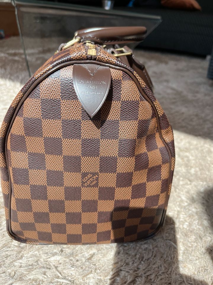 Louis Vuitton Speedy 30 in Hannover