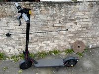 NUR DIESES WE XIAOMI Electric Scooter mit Zubehör Nordrhein-Westfalen - Rheinbach Vorschau
