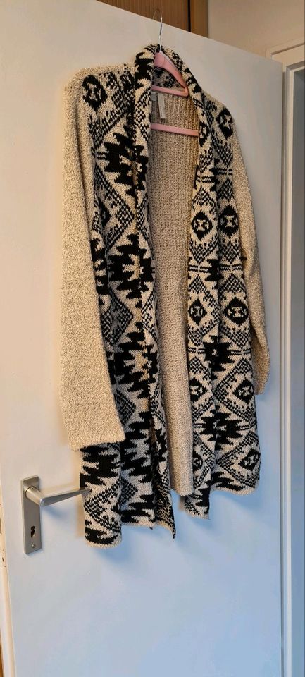 Strickjacke long Cardigan 44/46 in München