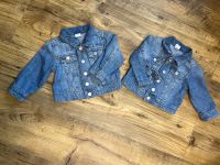 2x Jeansjacke Gr.68 H&M (Zwillinge) Frankfurt am Main - Eckenheim Vorschau