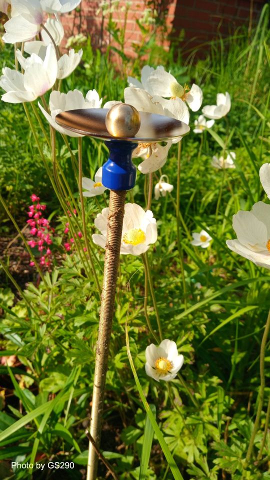 Gartenpfahl Keramik - Blumenbeetpfahl - Blumenbegleiter Zaunhocke in Bergen an der Dumme