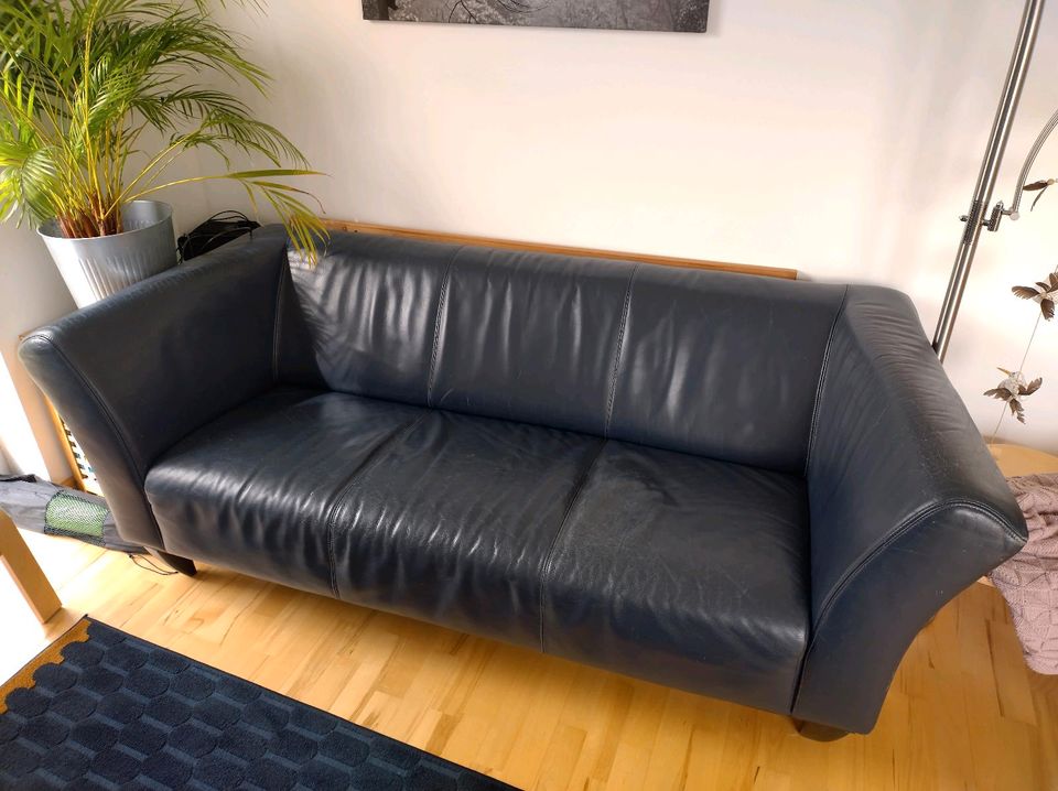 Sofa / Couch aus Echtleder zu verschenken in Hamburg