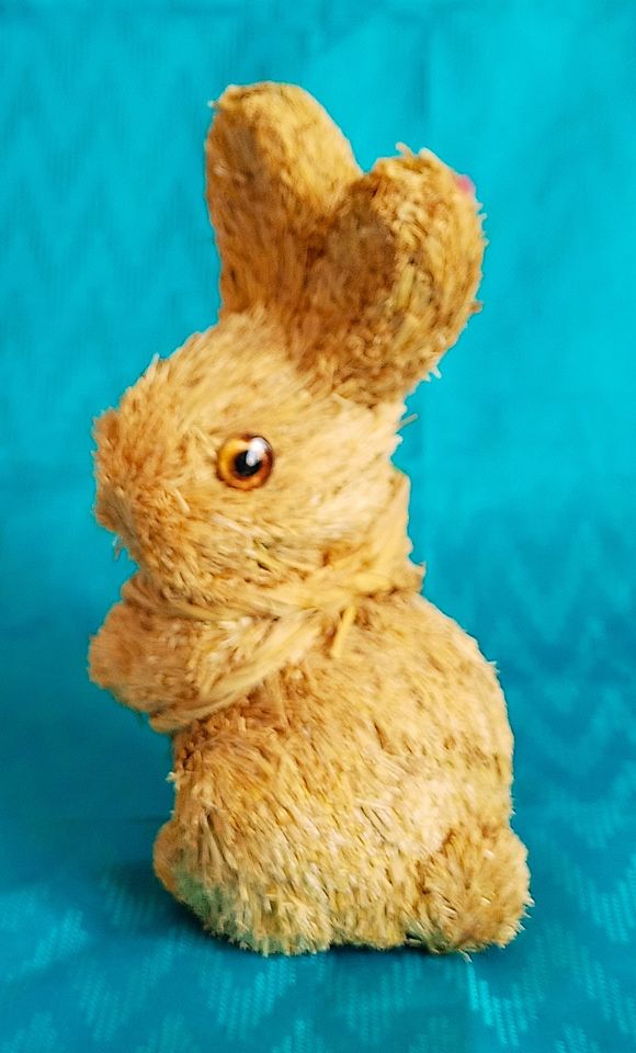 OSTERDEKO Frühjahrsdeko STROH-HÄSCHEN Figur HASE Stroh in München