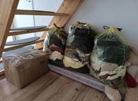 3 große tüten und ein karton voll mit damenklamoten Brandenburg - Blankenfelde-Mahlow Vorschau