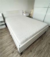 Weißes Bett mit Silber Details, 140 cm Nordrhein-Westfalen - Meerbusch Vorschau