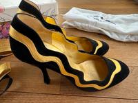 PRADA Pumps Highheels Schuhe schwarz Gold 39 39,5 Manschetten Bayern - Dießen Vorschau