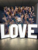 Verleih: XXL Leuchtbuchstaben LOVE | Hochzeit, Hochzeitsdeko Bayern - Augsburg Vorschau