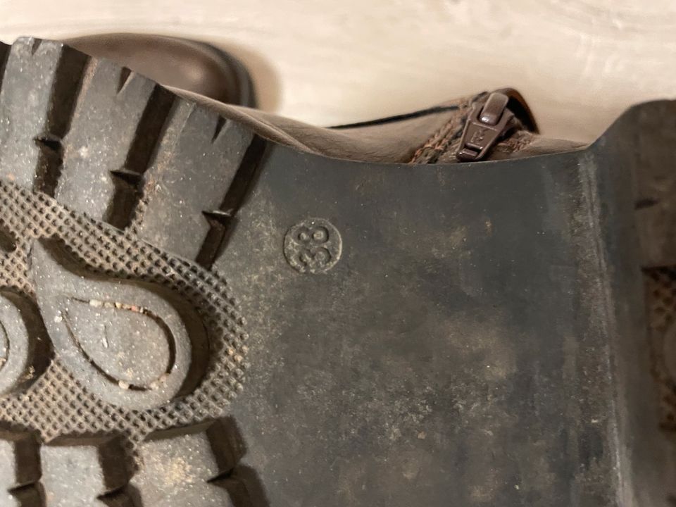 Stiefel Stiefelette braun Leder gr 38 Reißverschluss in Hamburg