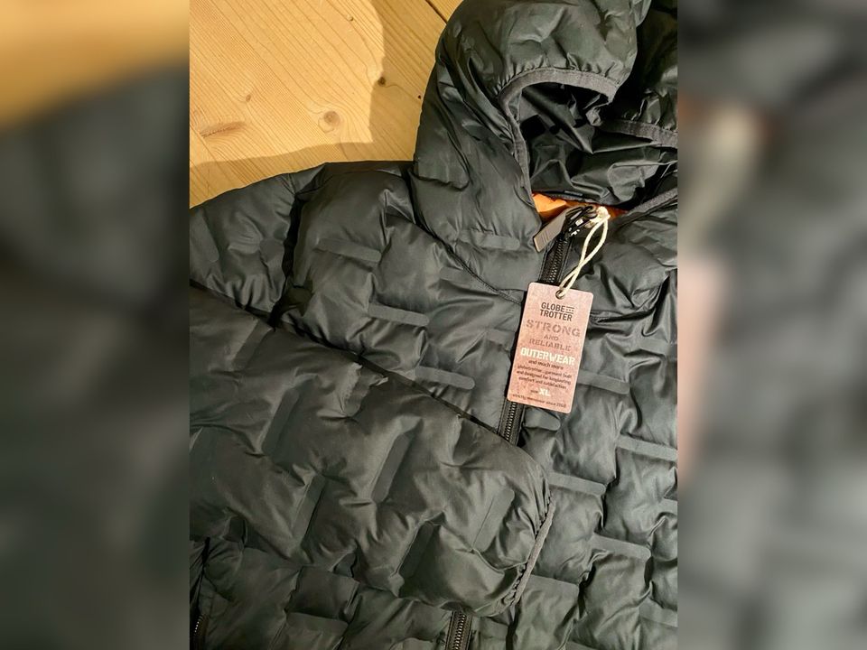 Globetrotter Herren Steppjacke mit Kapuze, oliv, Gr. XL in Heidelberg