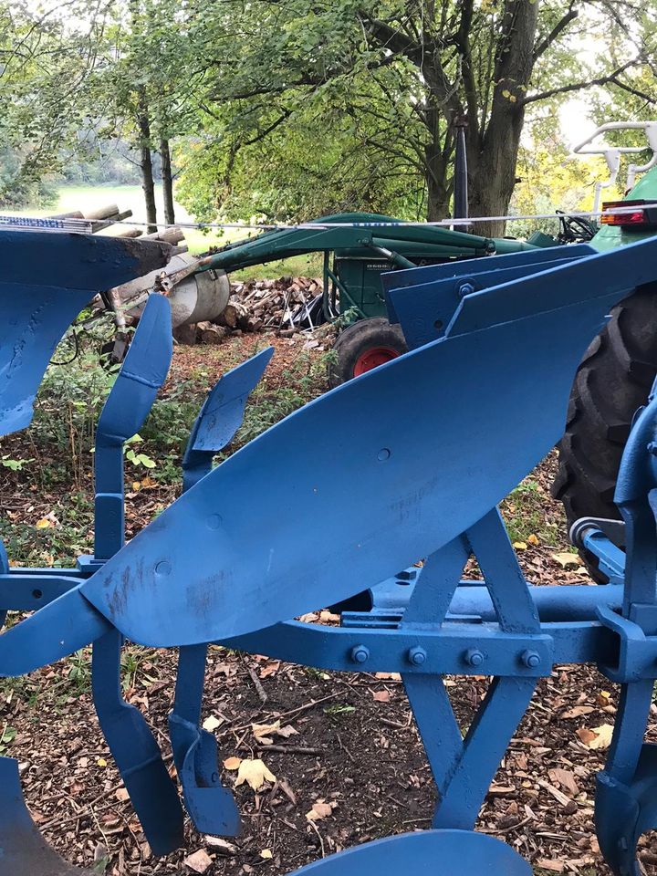 2-Schaar Wendepflug, Handbedienung, Ohne Hydraulik, LEMKEN in Esens