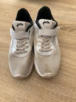 Hallenschuh Größe 39 Nordrhein-Westfalen - Siegen Vorschau