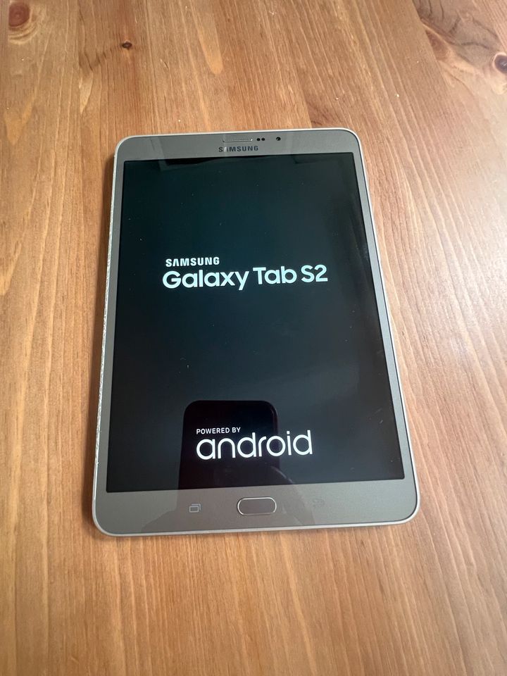 Samsung Galaxy Tab S2 SM-T715 WLAN+LTE 32GB Lederhülle Tablet in Dresden