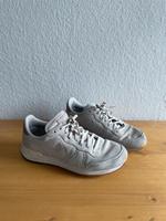 Nike Turnschuhe Größe 40,5 Köln - Braunsfeld Vorschau
