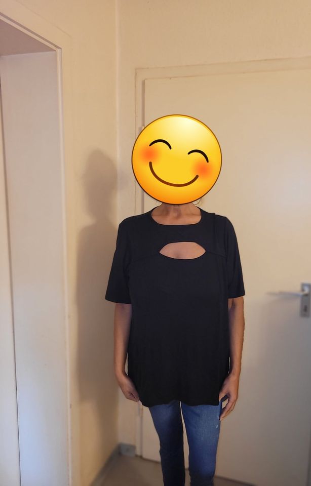 Shirt mit sexy Ausschnitt Größe 46 in Worms