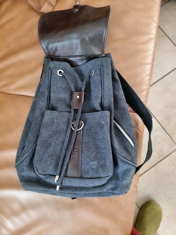 Neuer Damen-Rucksack Gr.39/30 in Bösel