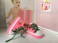 Babyschuhe Socken 10cm pink Kirsche Srtickgehäkelt Handarbeit NEU Niedersachsen - Lohne (Oldenburg) Vorschau