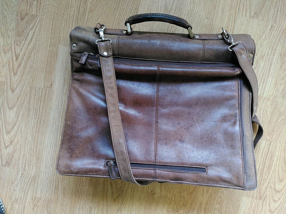 Schultasche Leder von Leonard Heyden in Meldorf