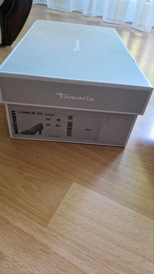 Tamaris Pumps rot-NEU Größe 39 in Hannover