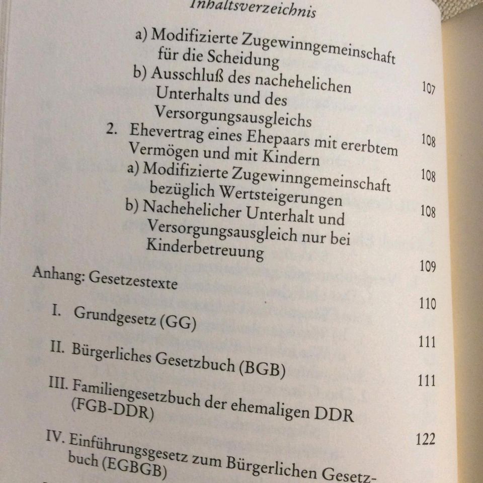 Ehe Recht, wichtige Rechtsfragen, Ehevertrag Grziwotz Ratgeber in Berlin