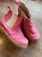pompom Chelsea Boots Gr. 28 pink Stiefel Halbschuhe Nordrhein-Westfalen - Olsberg Vorschau