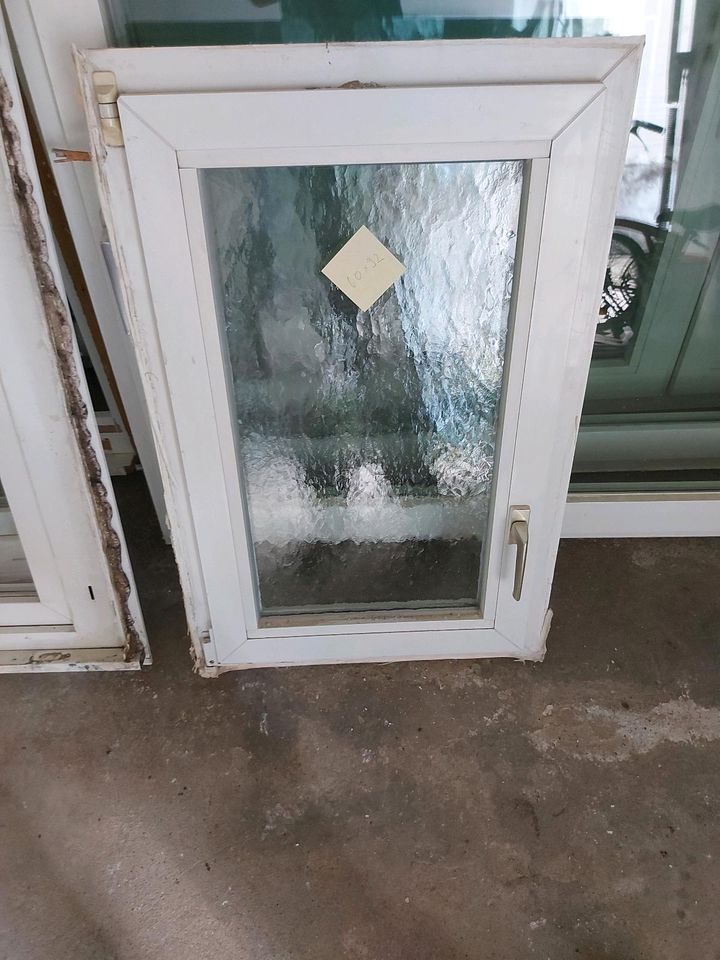 Kunststoff Fenster matt Glas 60×92 in Bruchsal