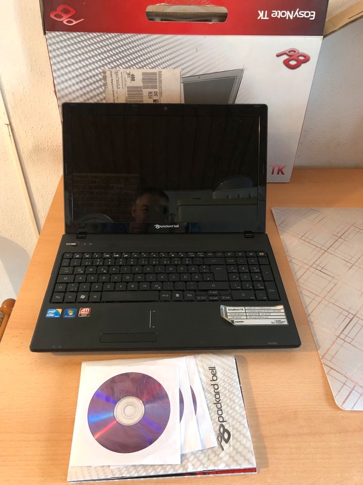 Laptop 5 Stück Defekt für Bastler in Visselhövede