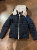 Original Emporio Armani Daunen Wendejacke Damen blau/weiß Gr. 40 Hessen - Nidderau Vorschau