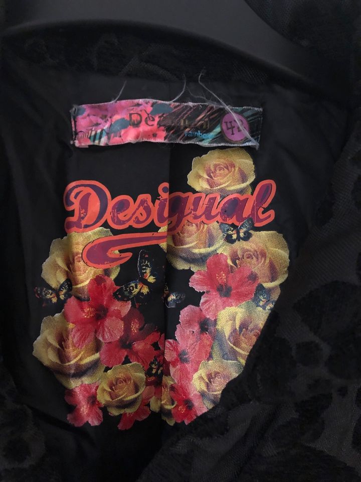 DESIGUAL Design Damen Mantel schwarz Gr 42 in Berlin