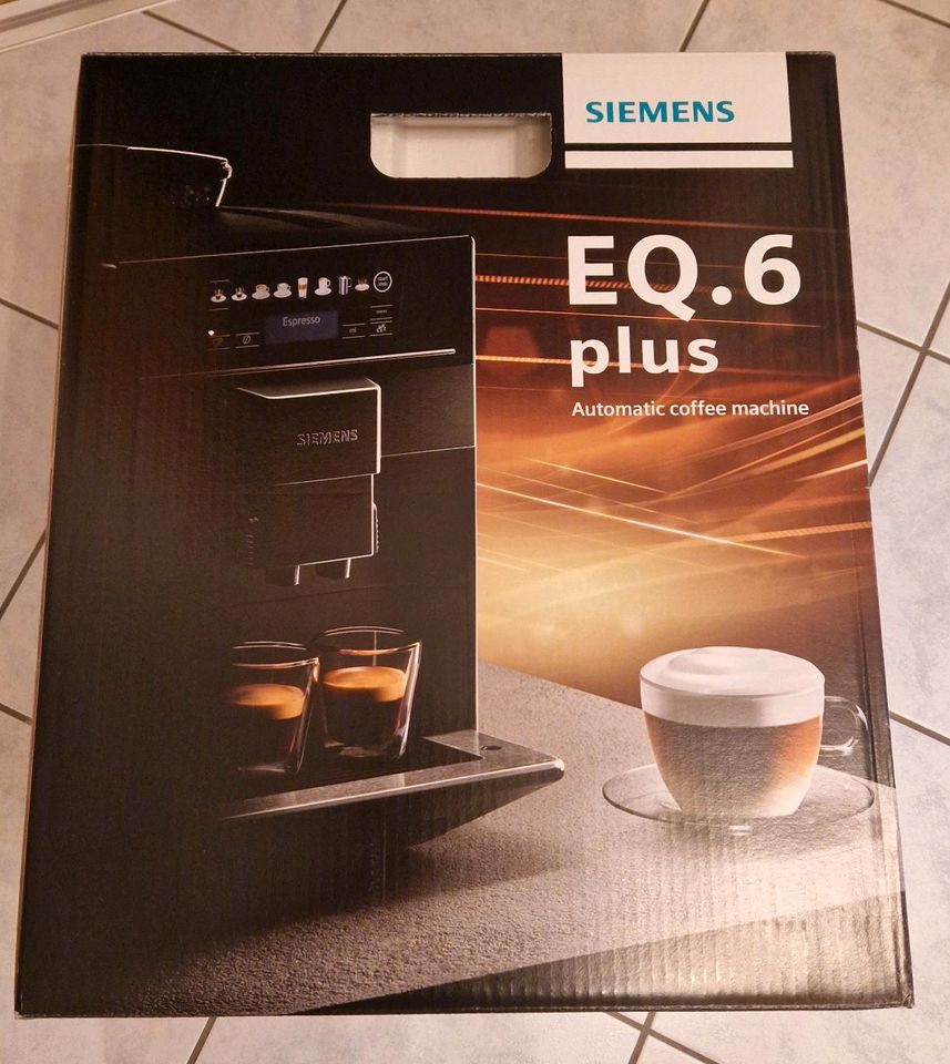 Siemens Kaffeevollautomat EQ.6 plus s 100  sehr guter Zustand in Landshut