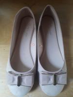 Damen Ballerinas Farbe Sand/beige Primark Gr 41 Neuwertig Sachsen - Wohlbach Vorschau