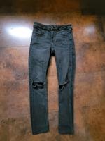 H&m Divided tolle Jeans grau Gr.36 destroyed Horn-Lehe - Lehesterdeich Vorschau