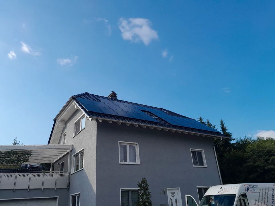 **ANGEBOT! Solar Photovoltaik 10 kWp + 10 kWh Batterie Speicher** in Hessisch Oldendorf