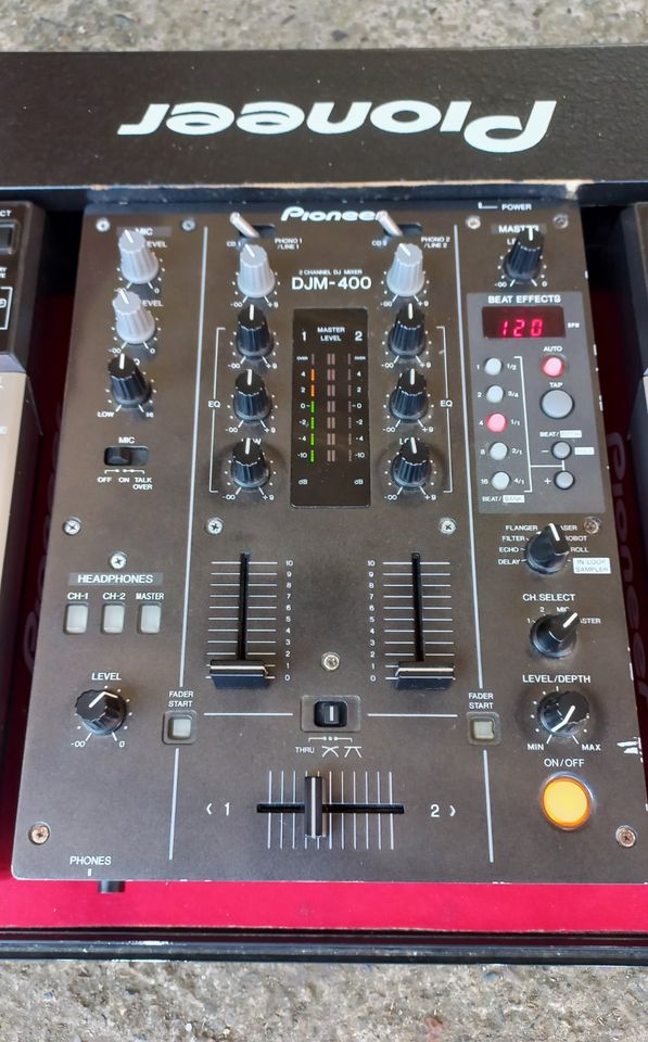 Pioneer DJ Set *** 2x CDJ 400 (USB MP3) + 1x DJM 400 + Flightcase in Lohra