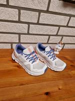 OC Cloudrunner Sneaker  Größe  39 Niedersachsen - Lathen Vorschau