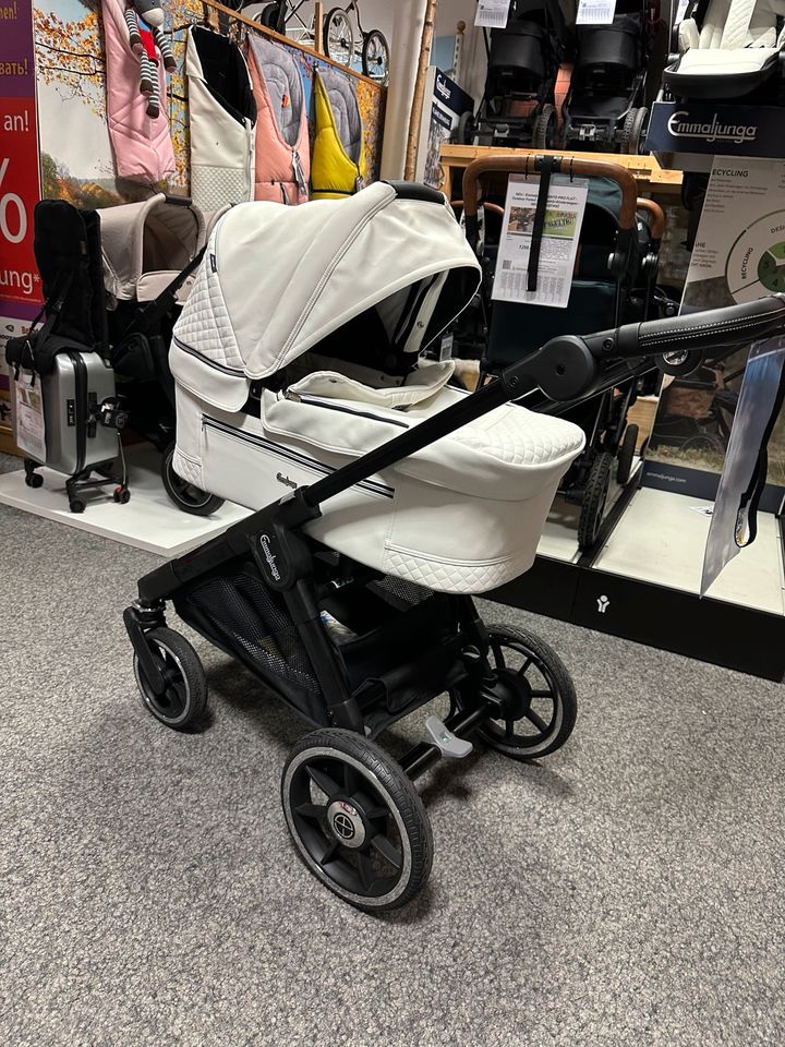 NEU - Emmaljunga SENTO LUX FLAT Polar White Kombi-Kinderwagen - NEU - FIRLEFANZ in Berlin