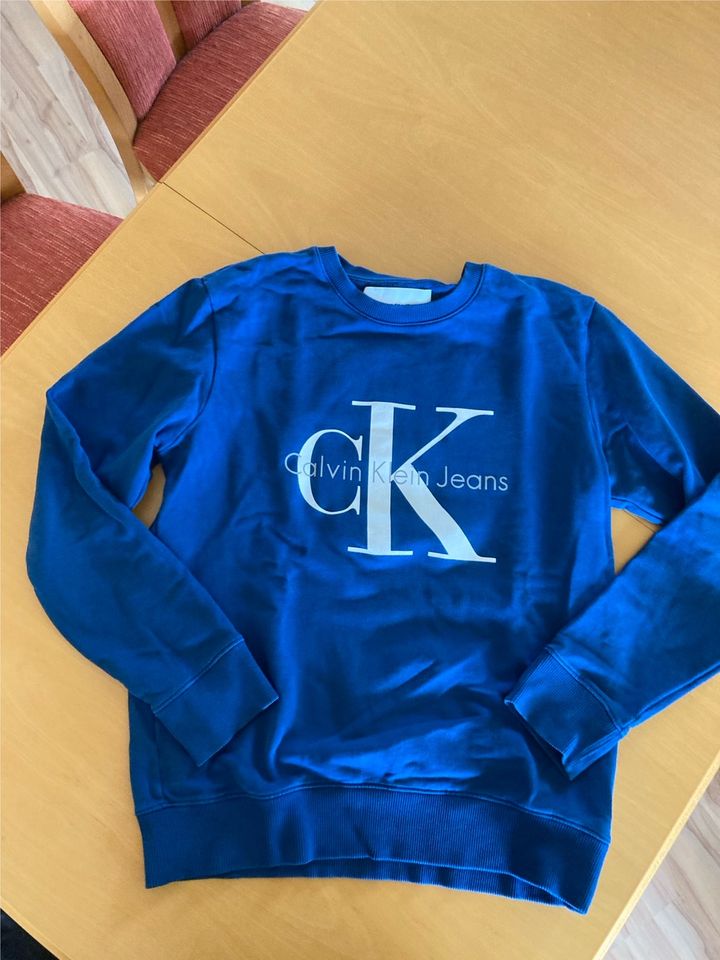 Pullover Calvin Klein Gr. M in Bremen