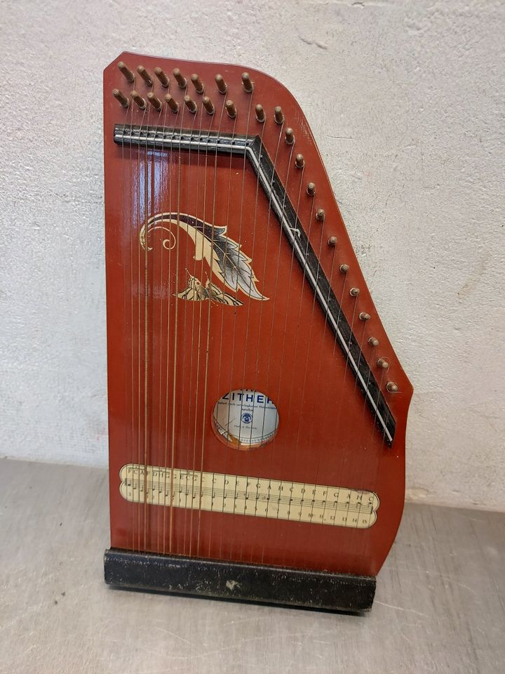 Antik Gitarr-Zither Musikinstrument in Detmold