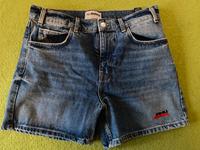 ZARA RHUIGI Denim Shorts Gr42 USA 32 Bayern - Faulbach Vorschau