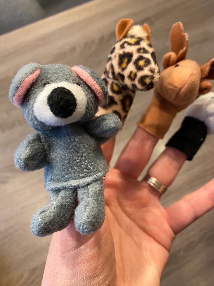 4 Fingerpuppen für Babys Kleinkinder in Hamburg