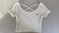 Nike Top, Shirt, Größe S Nordrhein-Westfalen - Lemgo Vorschau